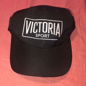 Victoria Sport Black Hat